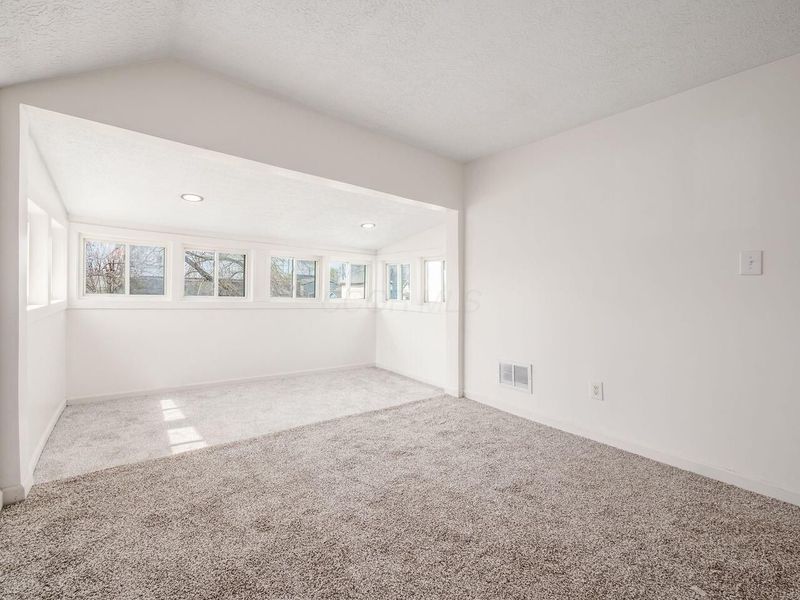 1889 S 4th Street, Columbus, OH 43207 Photo 23