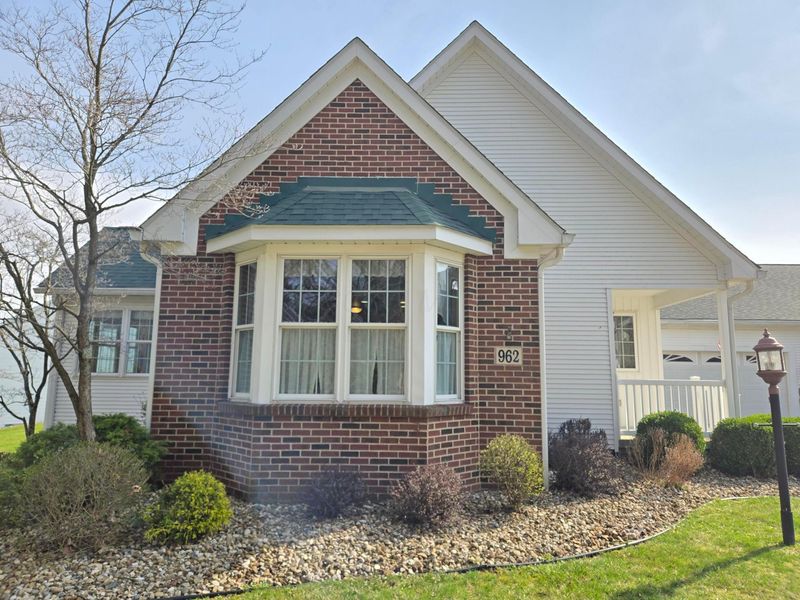 962 Snowmass Drive , Galion, OH 44833 Photo 2