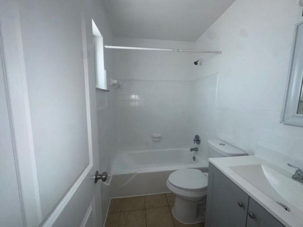 1751 NE 31st Street, Unit 26, Pompano Beach, FL 33064 Photo