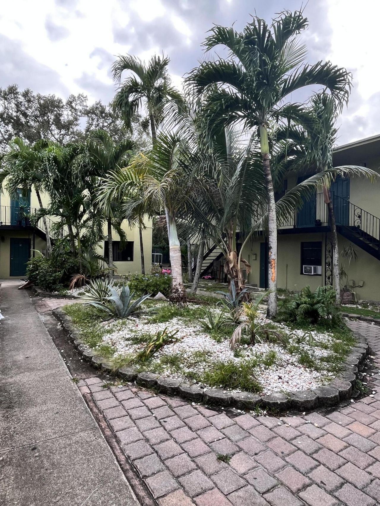 1113 SW 15th Terrace, Unit 9, Fort Lauderdale, FL 33312 Photo