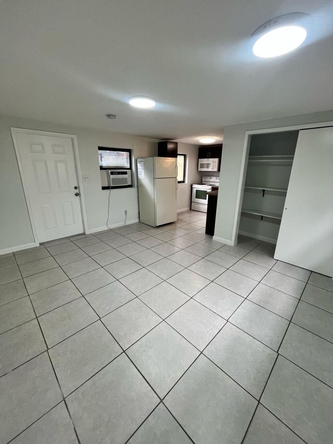 1113 SW 15th Terrace, Unit 9, Fort Lauderdale, FL 33312 Photo