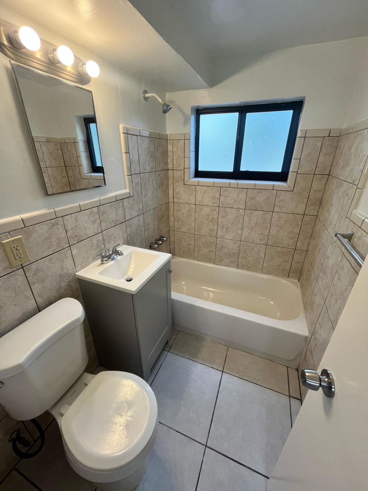 1113 SW 15th Terrace, Unit 9, Fort Lauderdale, FL 33312 Photo