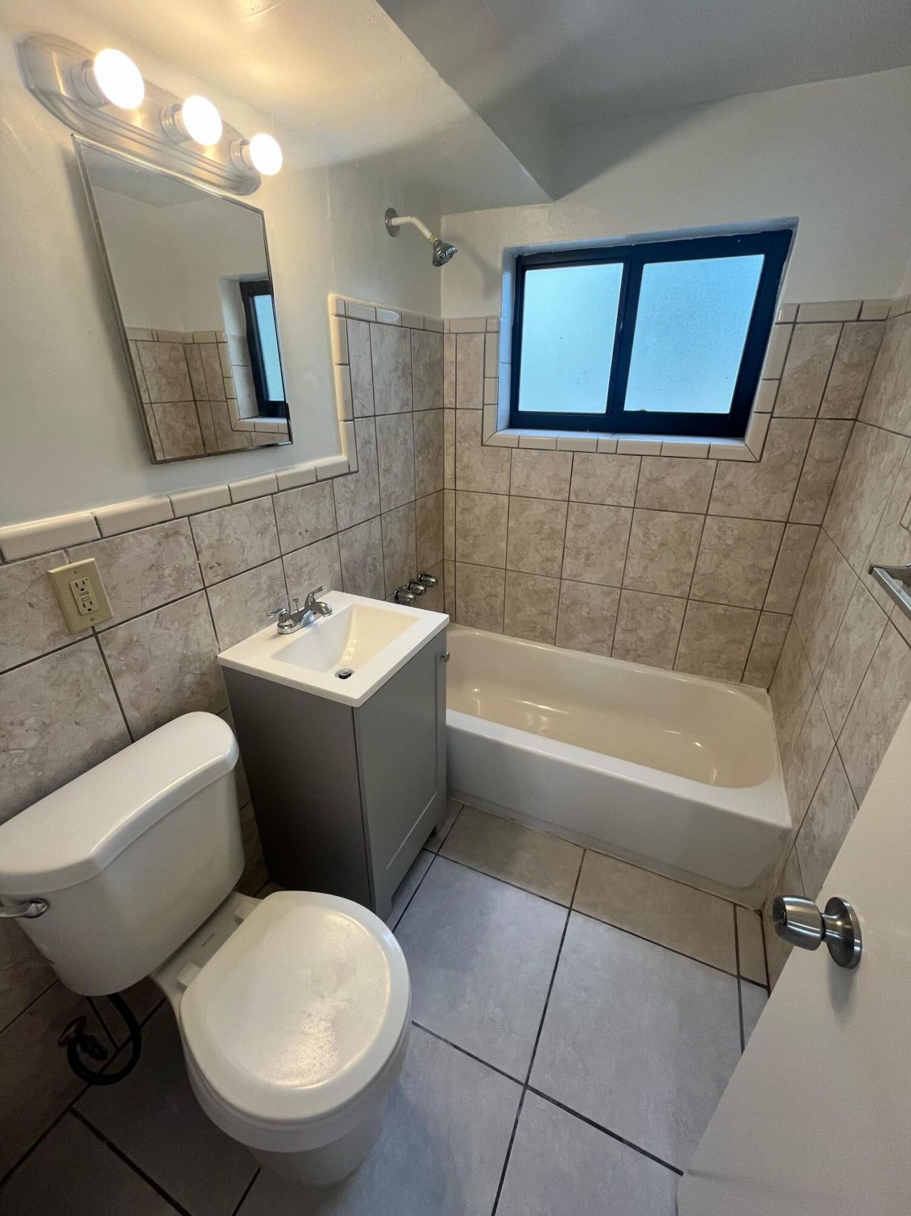 1113 SW 15th Terrace, Unit 9, Fort Lauderdale, FL 33312 Photo