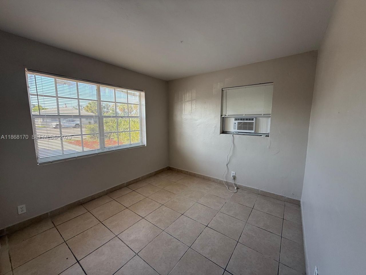 237 W Blue Heron Boulevard, Unit 1, Riviera Beach, FL 33404 Photo