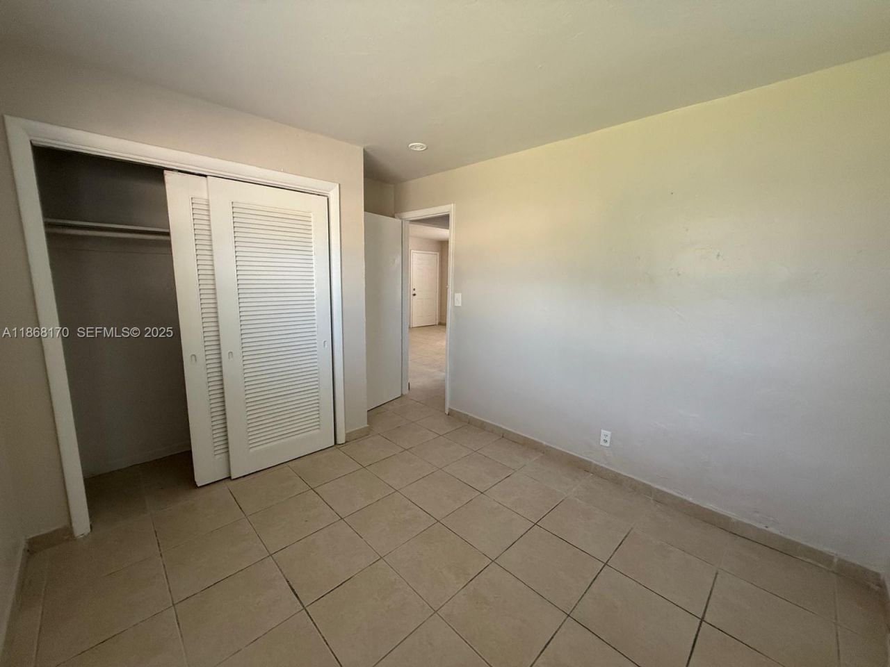 237 W Blue Heron Boulevard, Unit 1, Riviera Beach, FL 33404 Photo
