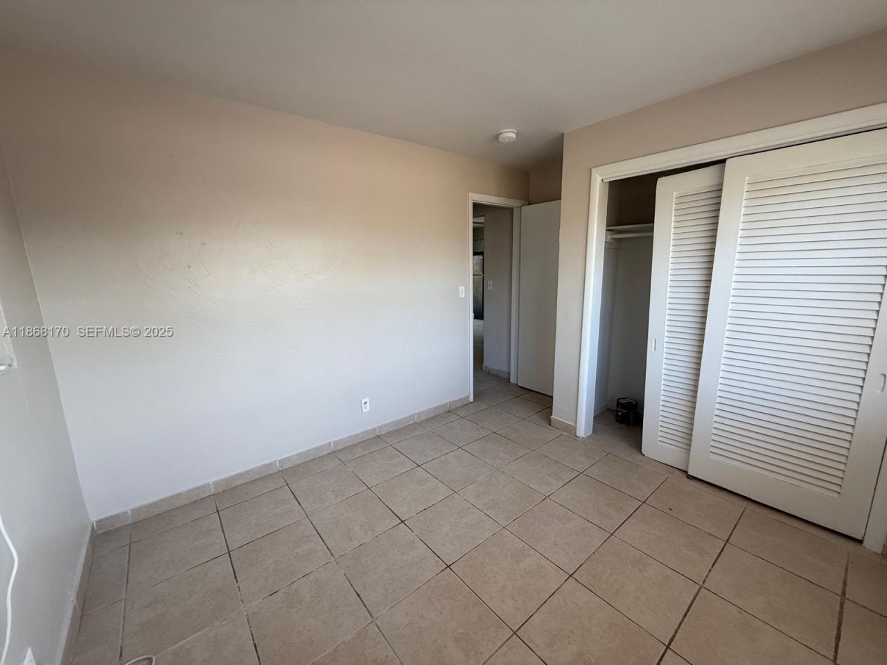 237 W Blue Heron Boulevard, Unit 1, Riviera Beach, FL 33404 Photo
