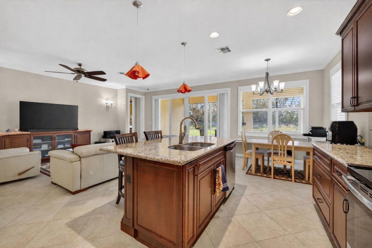 11379 SW Lake Park Drive, Port Saint Lucie, FL 34987 Photo