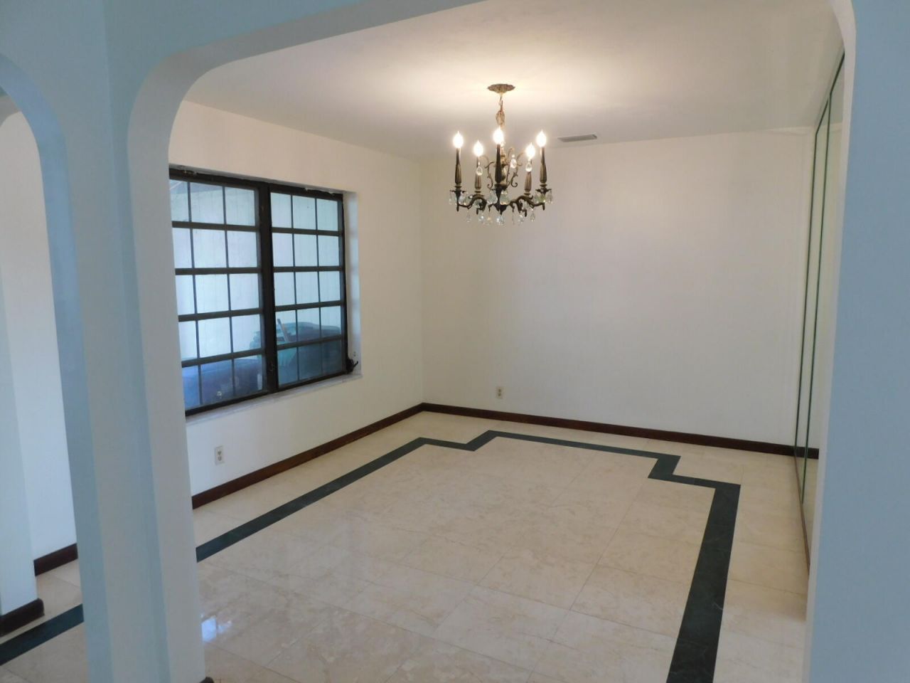 21411 Highland Lakes Boulevard, Miami, FL 33179 Photo