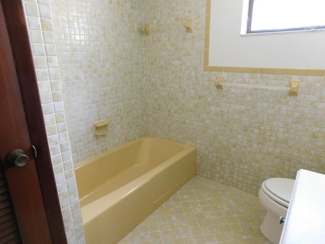 21411 Highland Lakes Boulevard, Miami, FL 33179 Photo