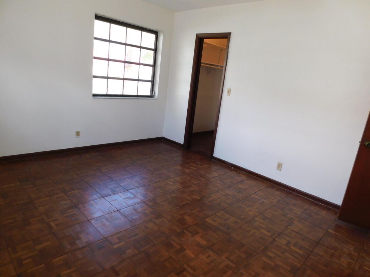 21411 Highland Lakes Boulevard, Miami, FL 33179 Photo