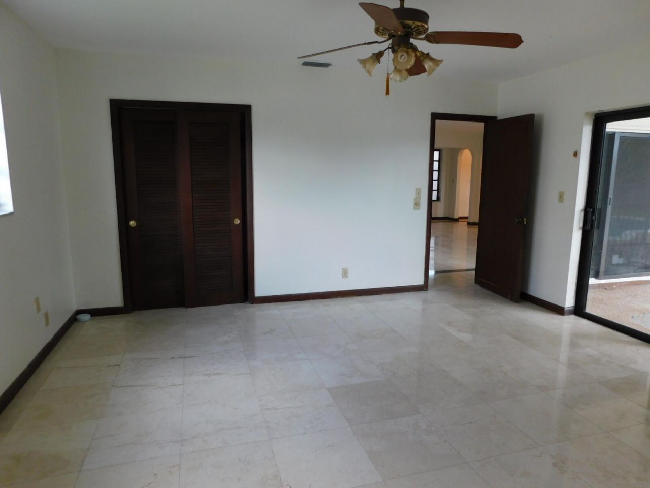 21411 Highland Lakes Boulevard, Miami, FL 33179 Photo