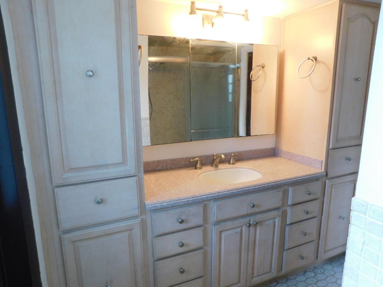 21411 Highland Lakes Boulevard, Miami, FL 33179 Photo