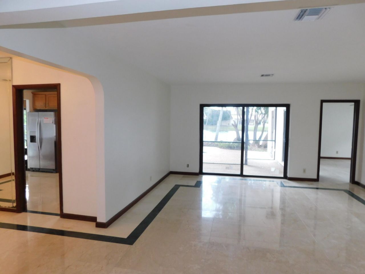 21411 Highland Lakes Boulevard, Miami, FL 33179 Photo