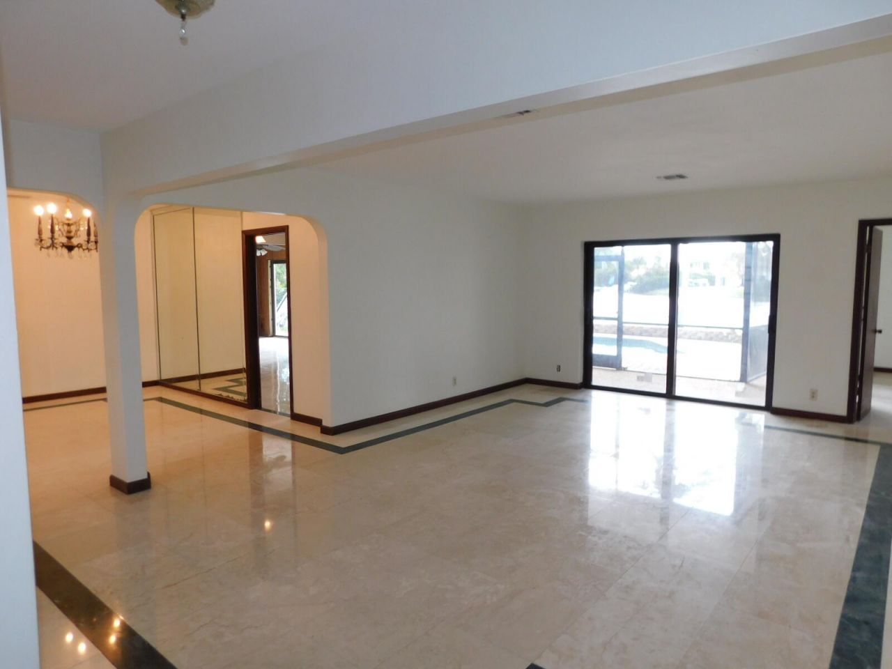 21411 Highland Lakes Boulevard, Miami, FL 33179 Photo