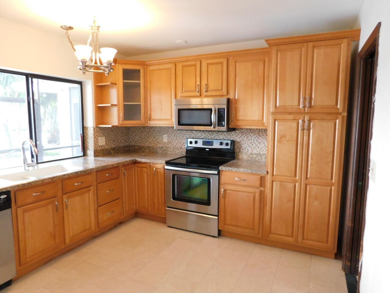 21411 Highland Lakes Boulevard, Miami, FL 33179 Photo