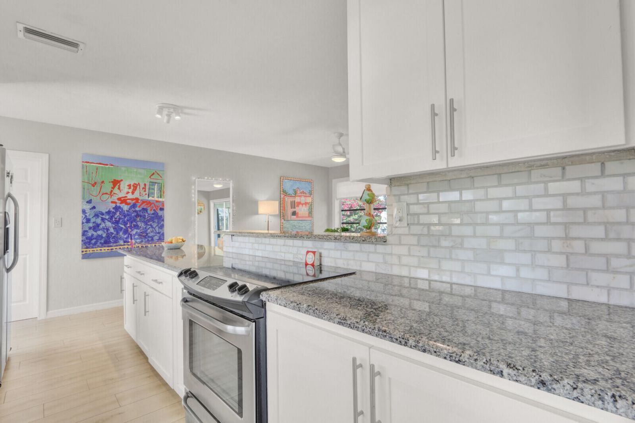 908 Eucalyptus Road, North Palm Beach, FL 33408 Photo