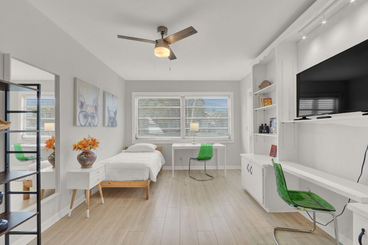 908 Eucalyptus Road, North Palm Beach, FL 33408 Photo