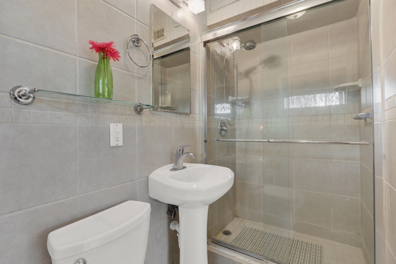 908 Eucalyptus Road, North Palm Beach, FL 33408 Photo