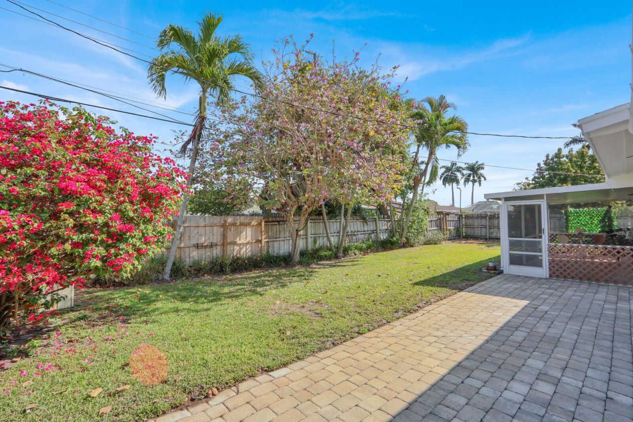 908 Eucalyptus Road, North Palm Beach, FL 33408 Photo