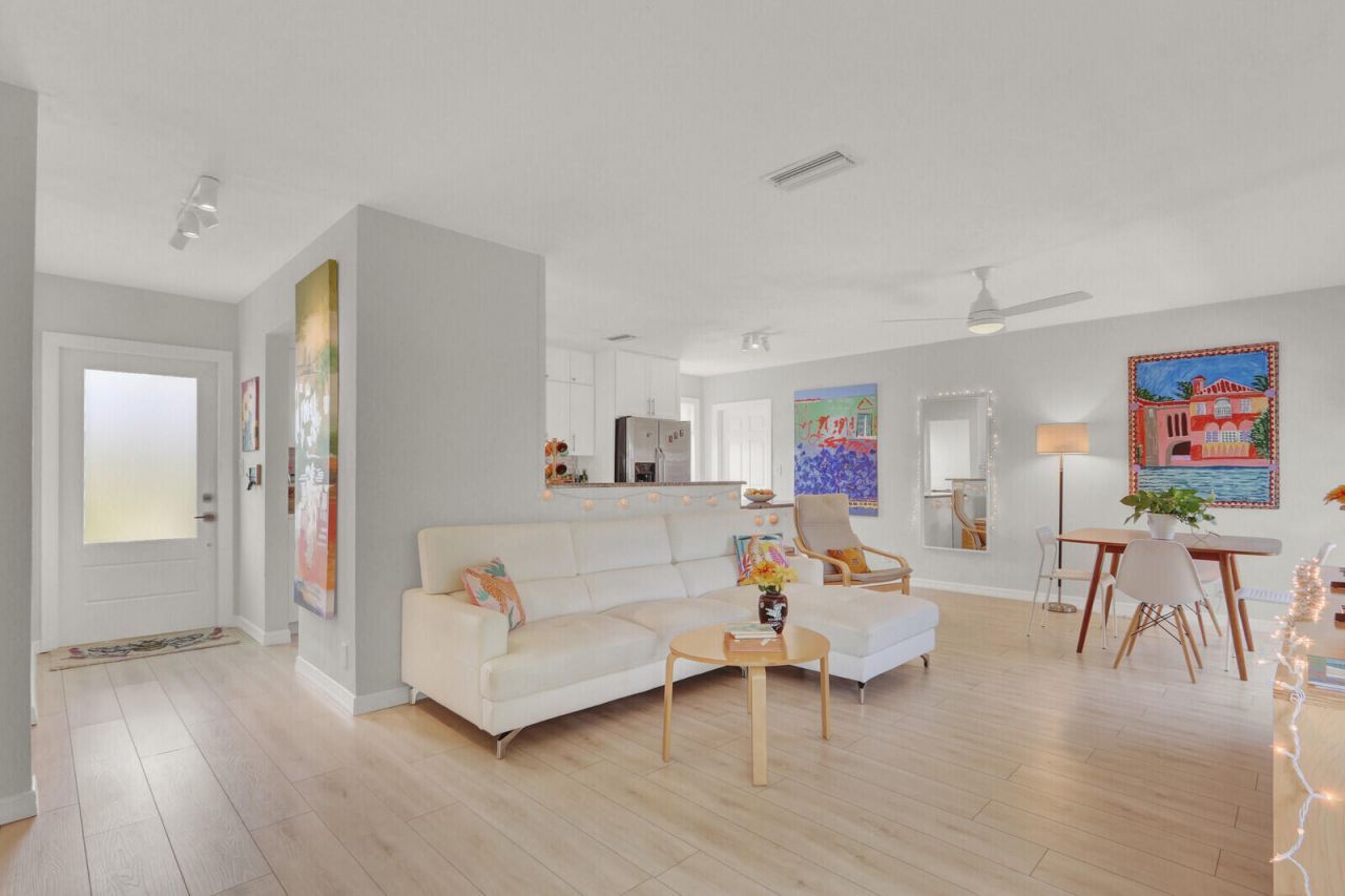 908 Eucalyptus Road, North Palm Beach, FL 33408 Photo