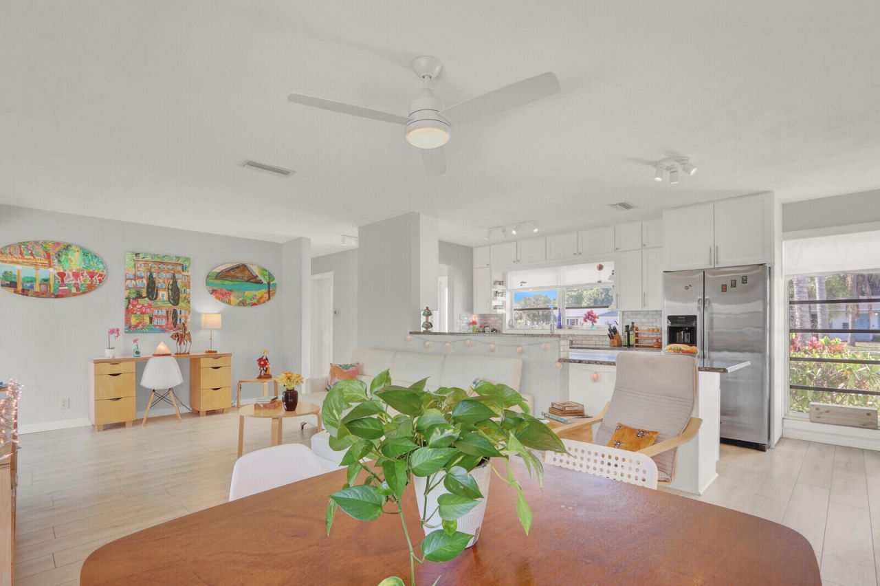 908 Eucalyptus Road, North Palm Beach, FL 33408 Photo