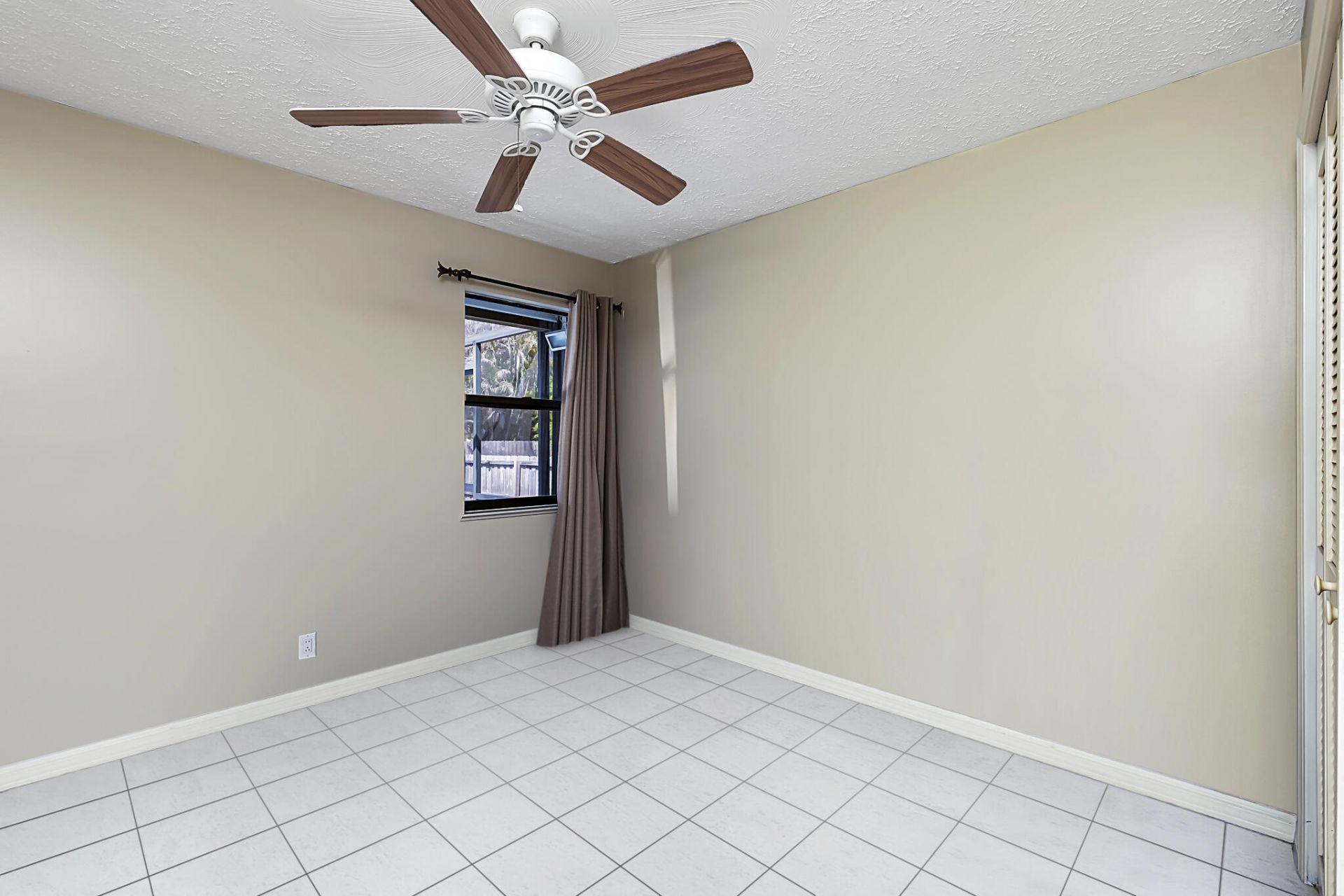 471 SE Ron Rico Terrace, Port Saint Lucie, FL 34983 Photo