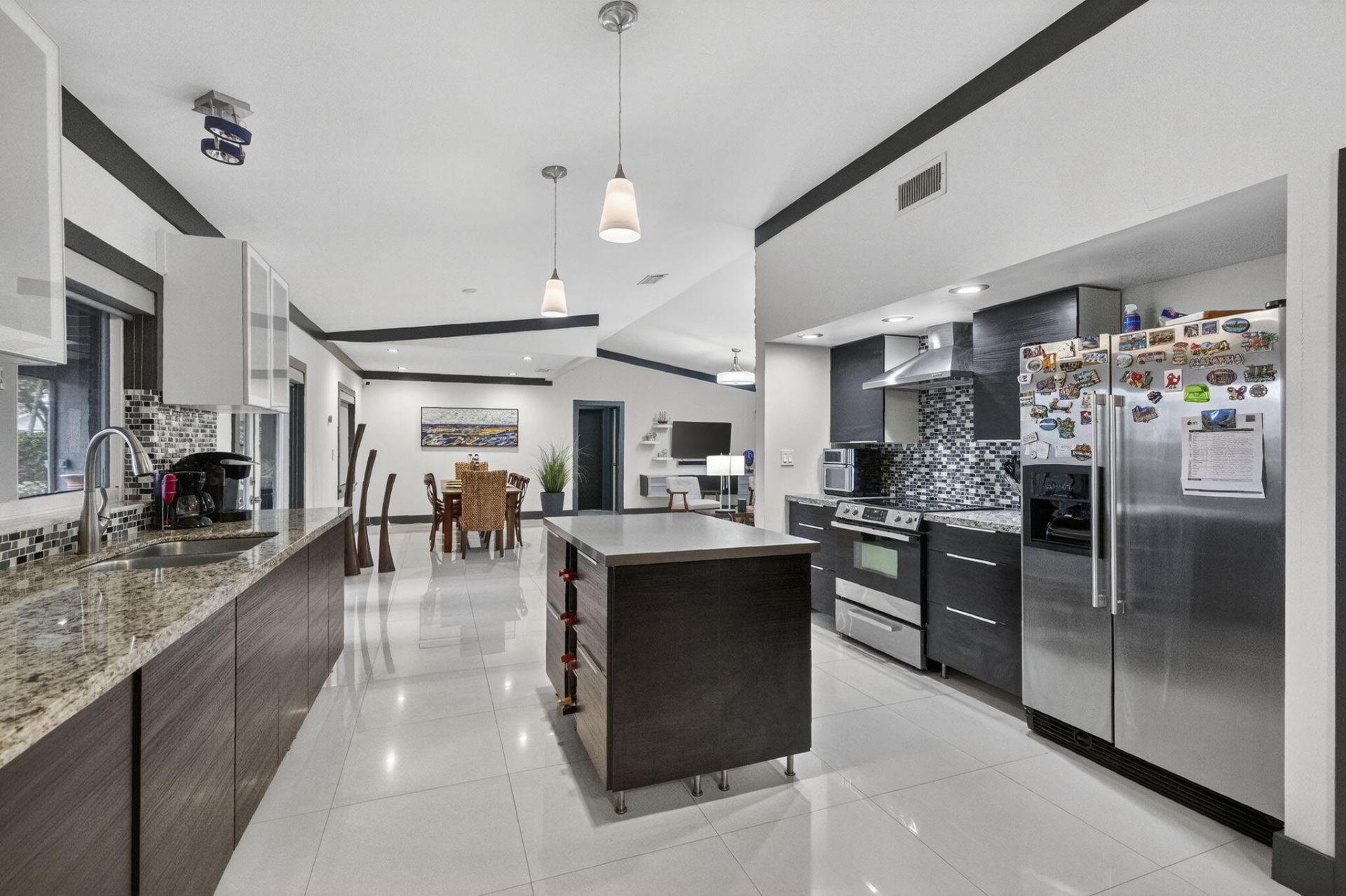 6800 NW 24th Terrace, Fort Lauderdale, FL 33309 Photo