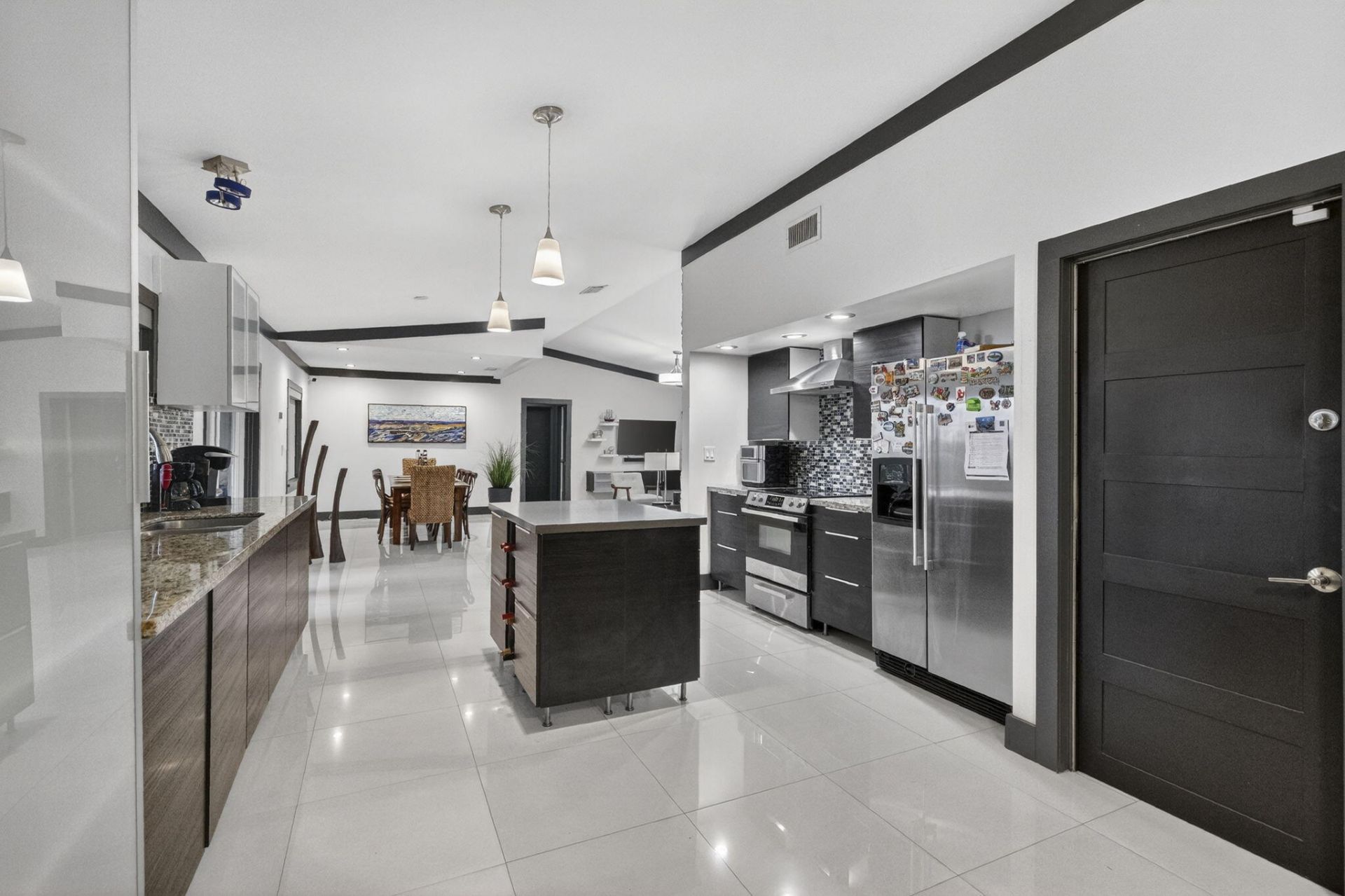 6800 NW 24th Terrace, Fort Lauderdale, FL 33309 Photo