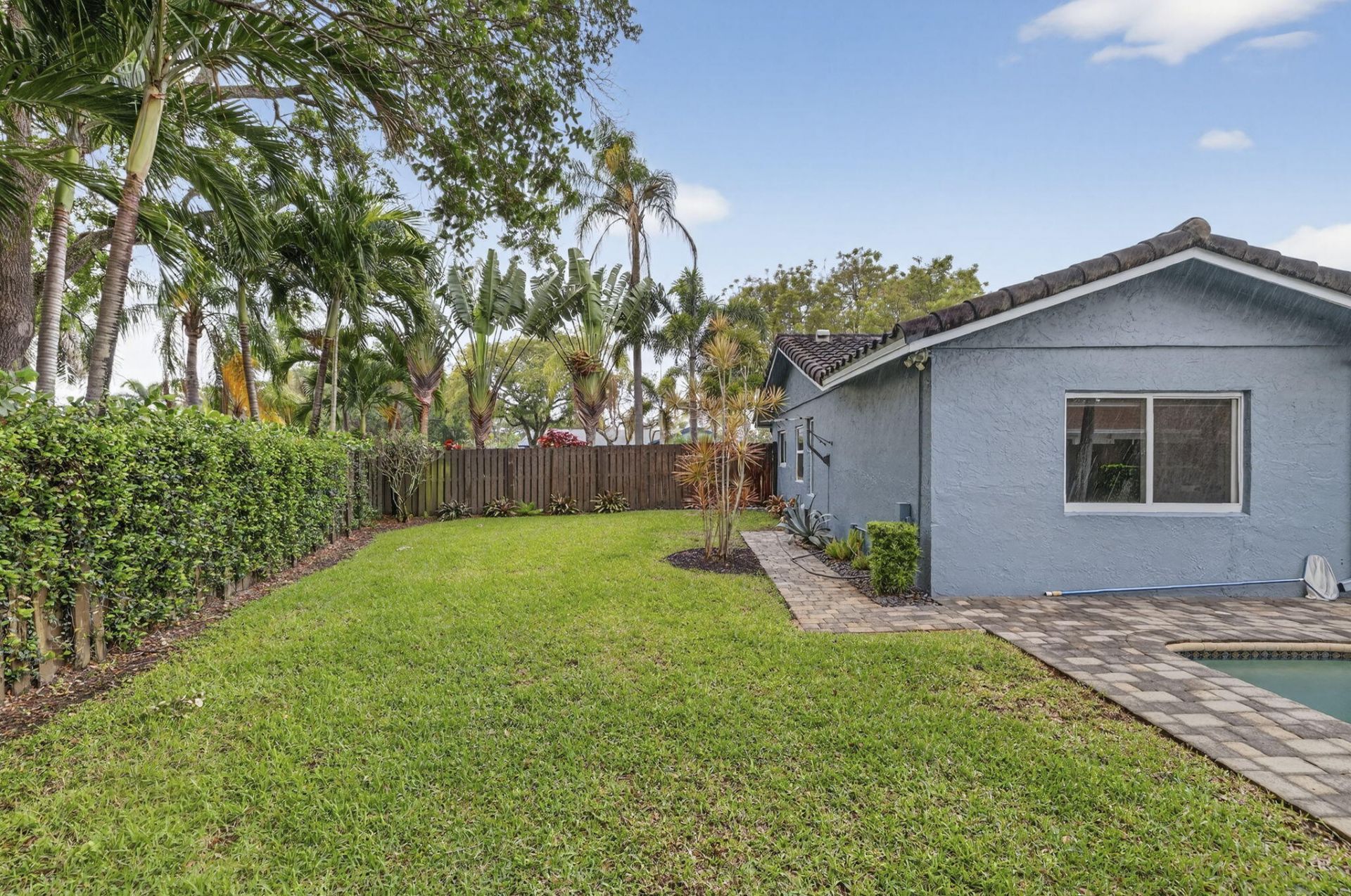 6800 NW 24th Terrace, Fort Lauderdale, FL 33309 Photo