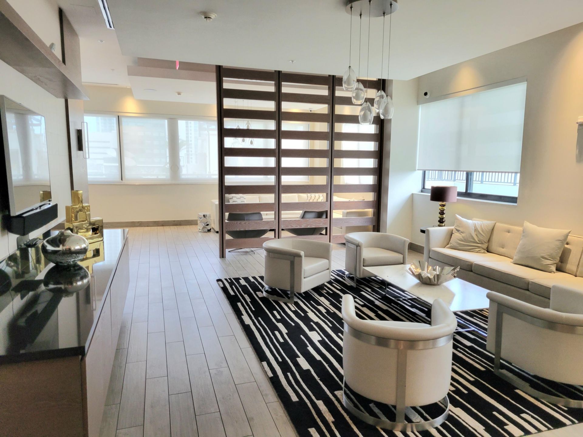 999 SW 1st Avenue, Unit 1914, Miami, FL 33130 Photo