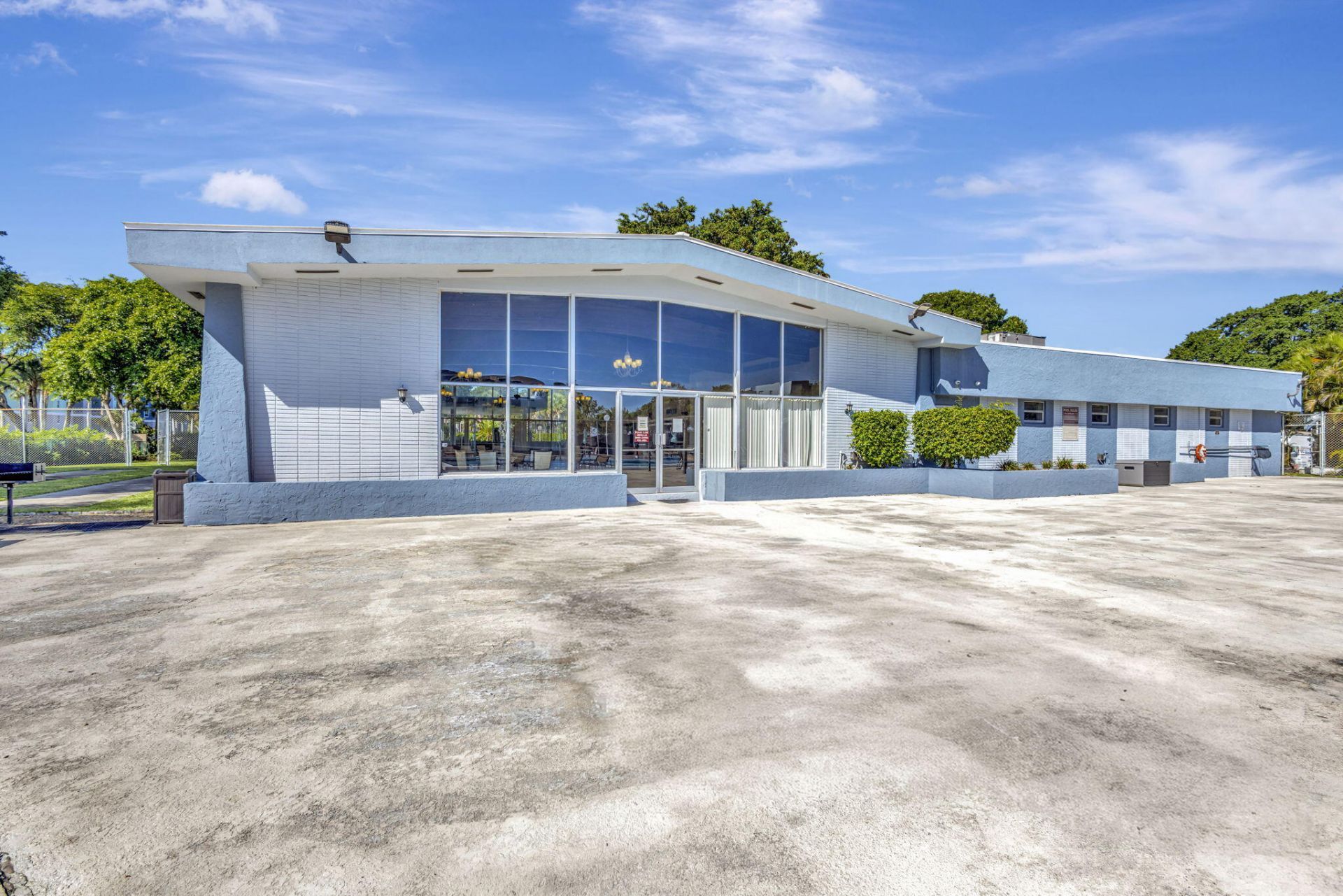 500 Executive Center Drive, Unit 3-j, West Palm Beach, FL 33401 Photo