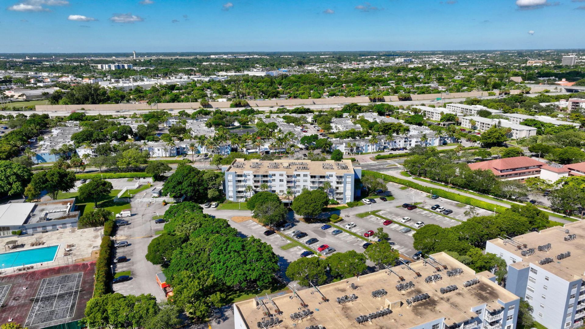 500 Executive Center Drive, Unit 3-j, West Palm Beach, FL 33401 Photo