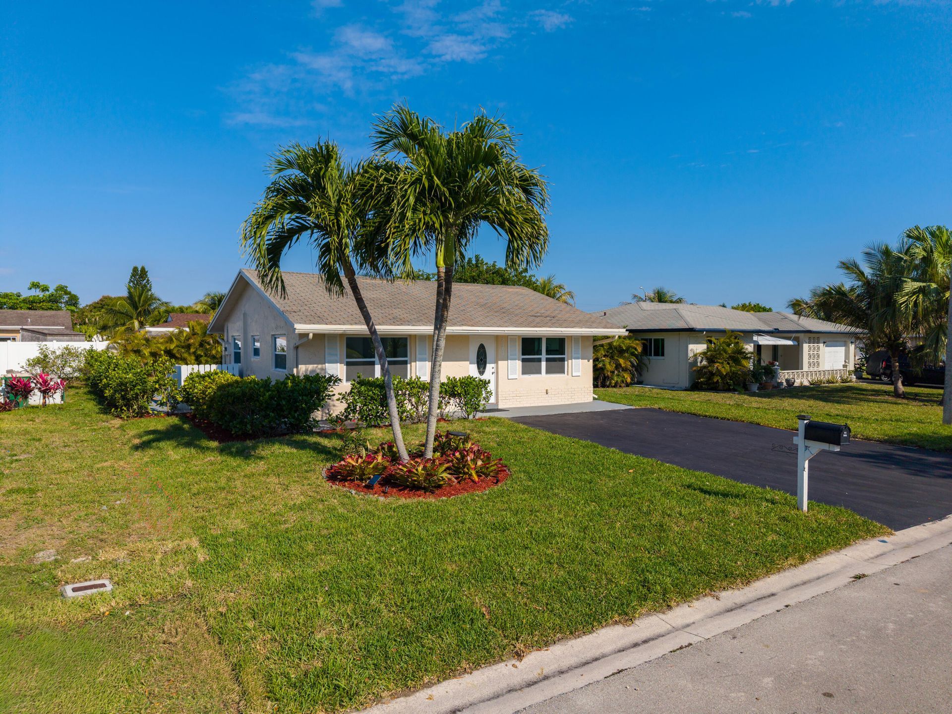 8107 NW 96th Avenue, Tamarac, FL 33321 Photo