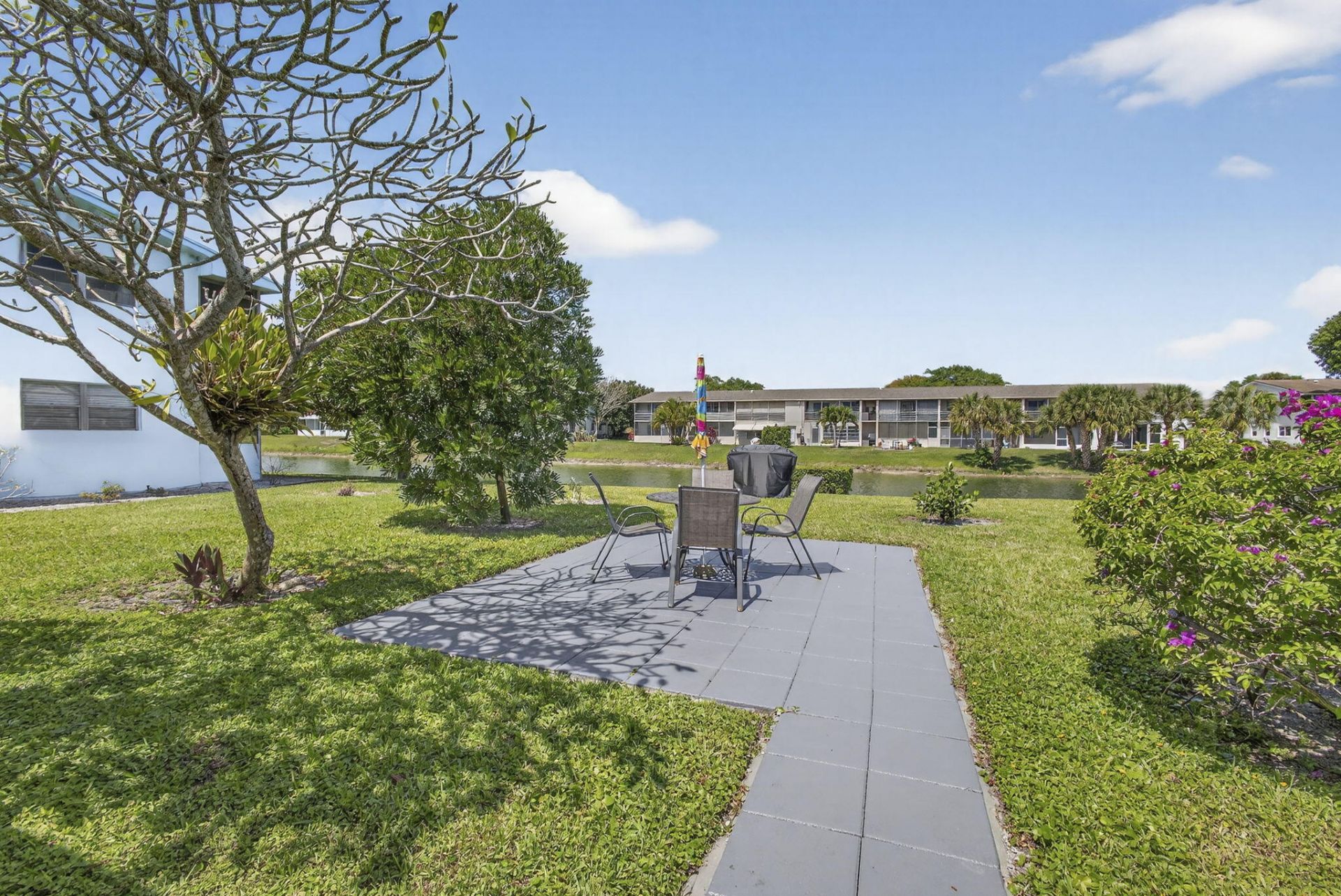 106 Camden E, West Palm Beach, FL 33417 Photo