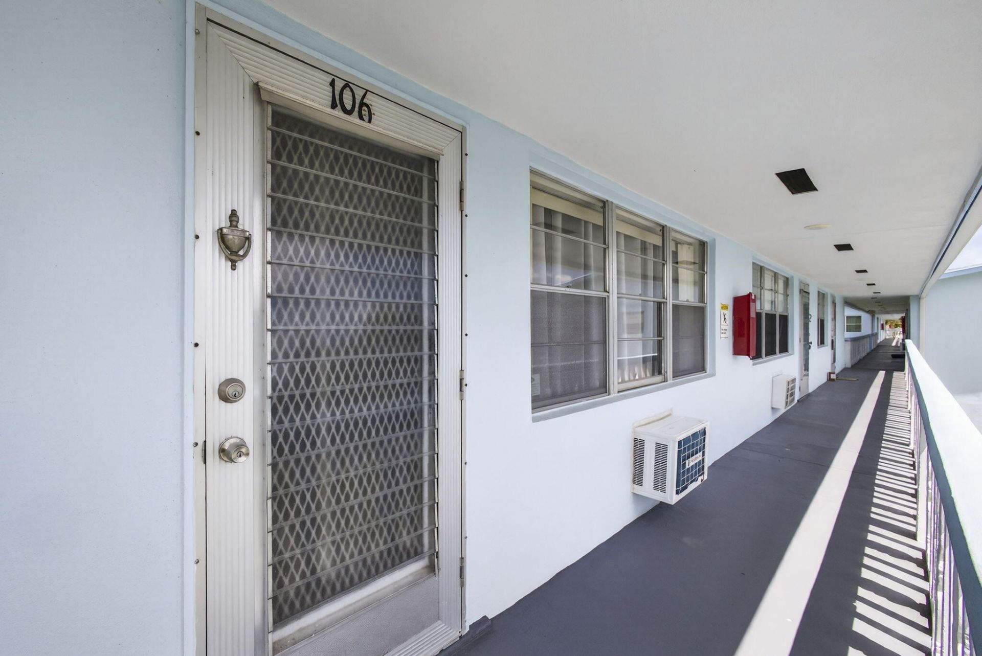 106 Camden E, West Palm Beach, FL 33417 Photo