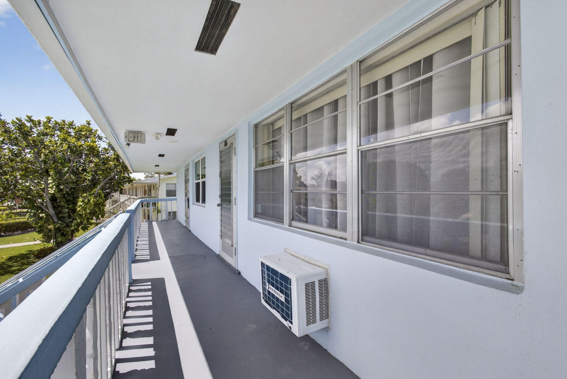 106 Camden E, West Palm Beach, FL 33417 Photo