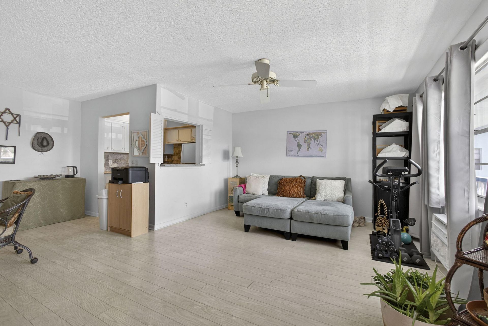 106 Camden E, West Palm Beach, FL 33417 Photo