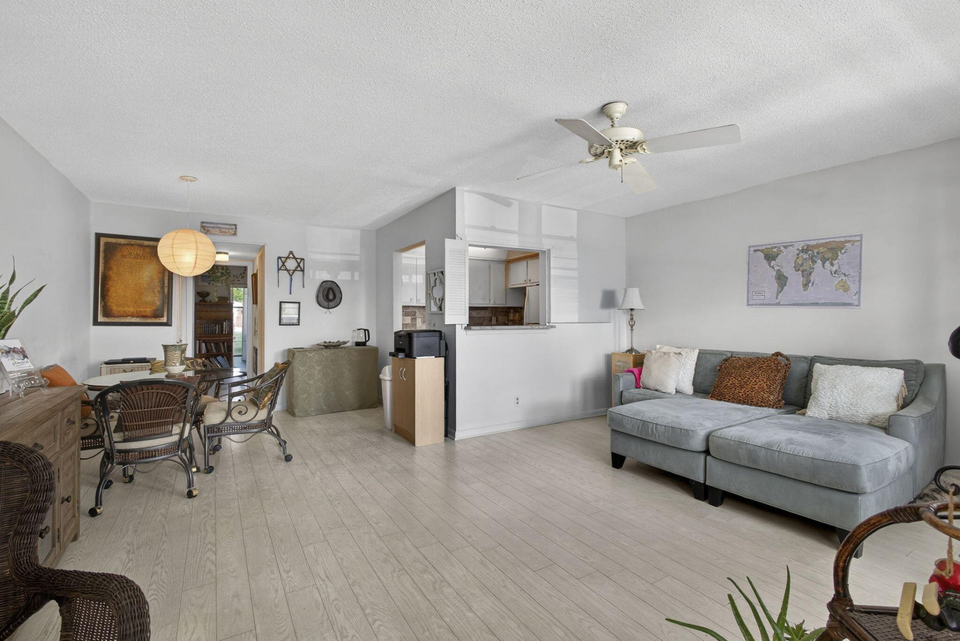 106 Camden E, West Palm Beach, FL 33417 Photo