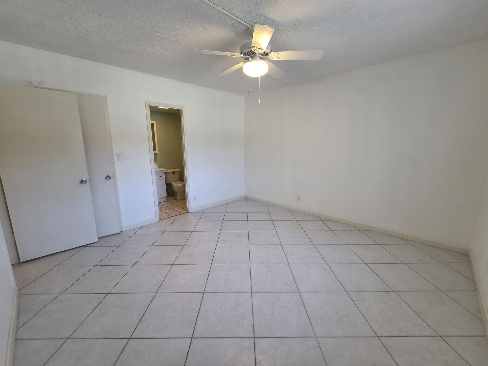 600 Pine Drive, Unit 103, Pompano Beach, FL 33060 Photo