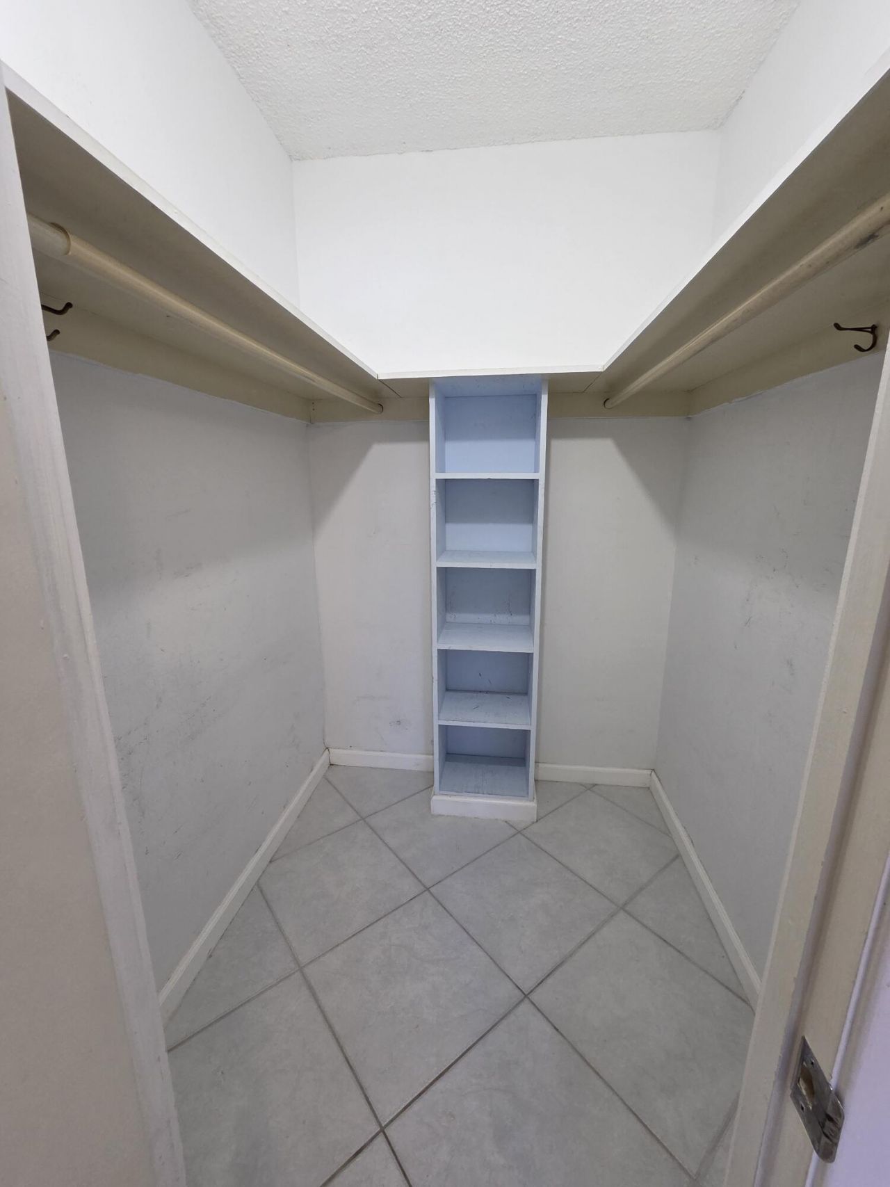 600 Pine Drive, Unit 103, Pompano Beach, FL 33060 Photo