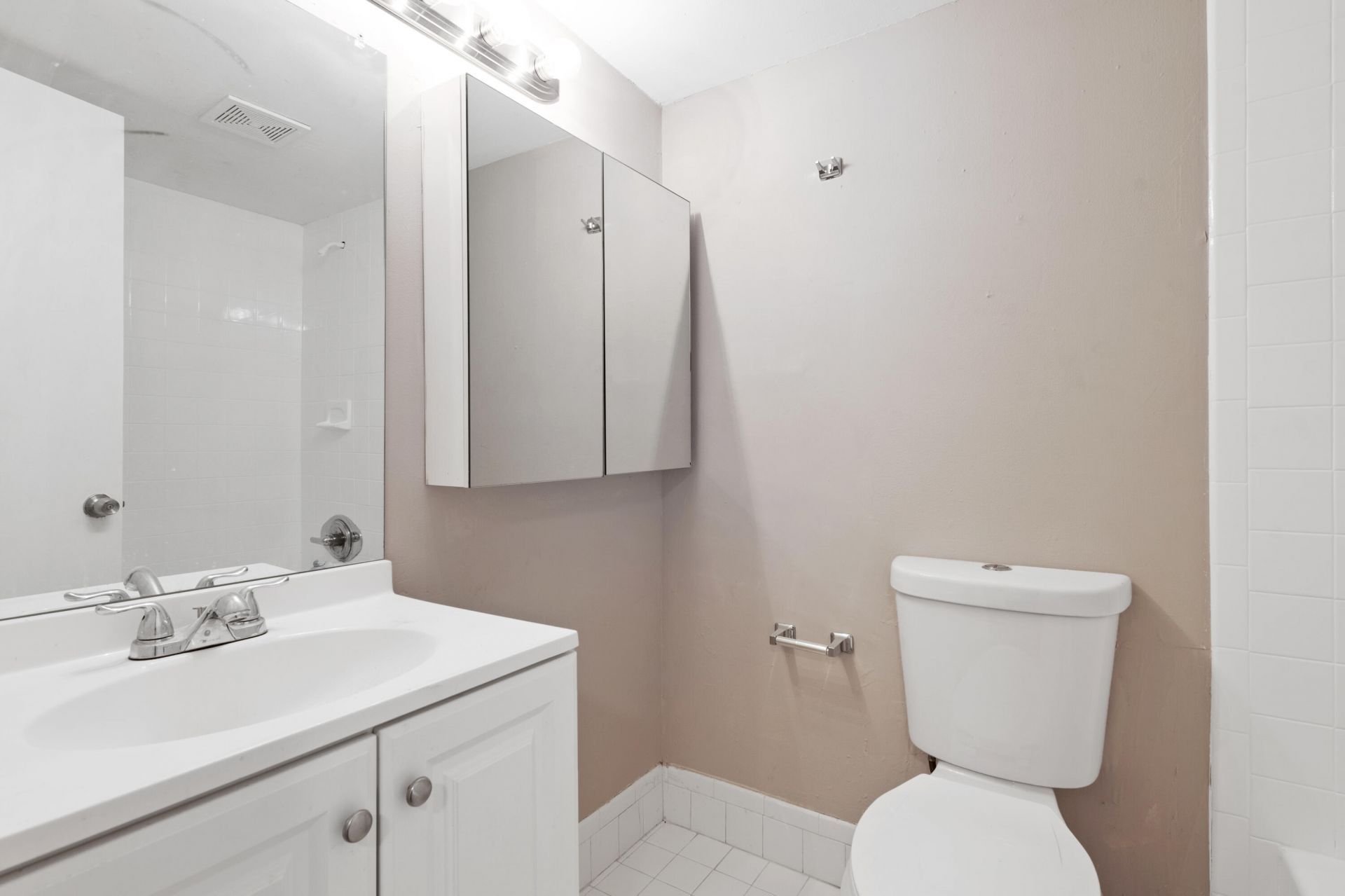 2700 Coral Springs Drive, Unit 309, Coral Springs, FL 33065 Photo