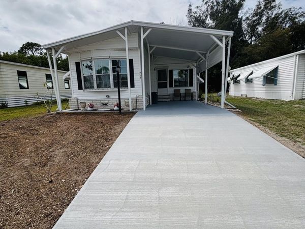 238 W Caribbean, Port St. Lucie, FL 34952