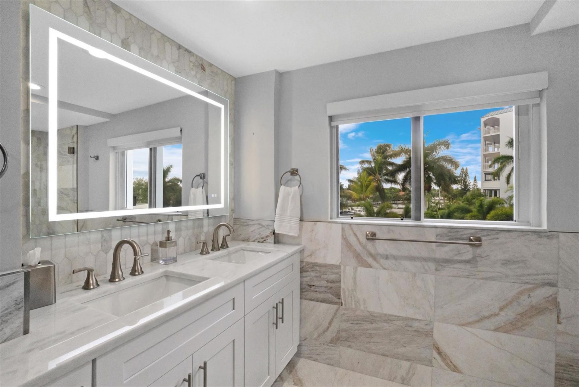 333 Sunset Drive, Unit 208, Fort Lauderdale, FL 33301 Photo