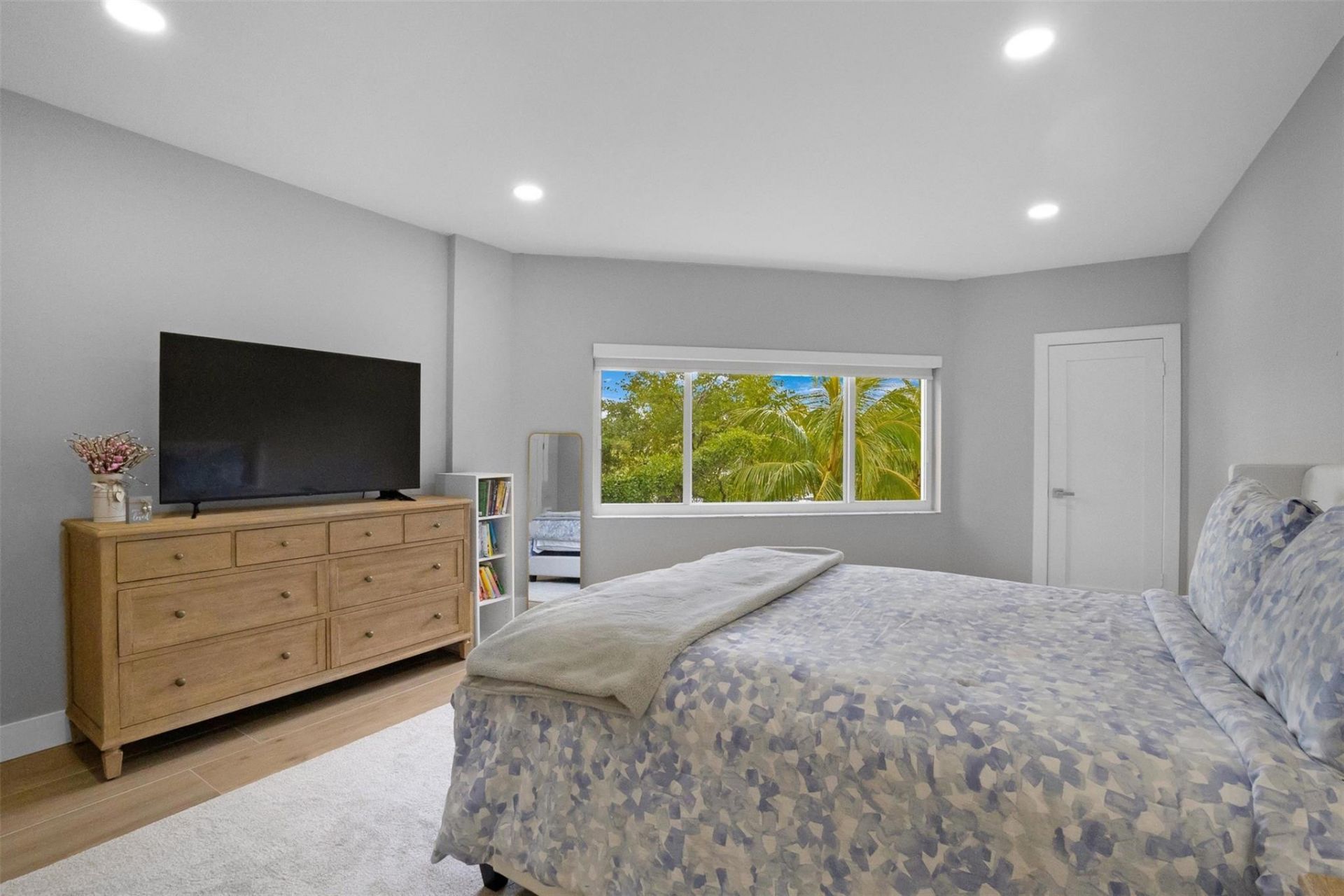 333 Sunset Drive, Unit 208, Fort Lauderdale, FL 33301 Photo