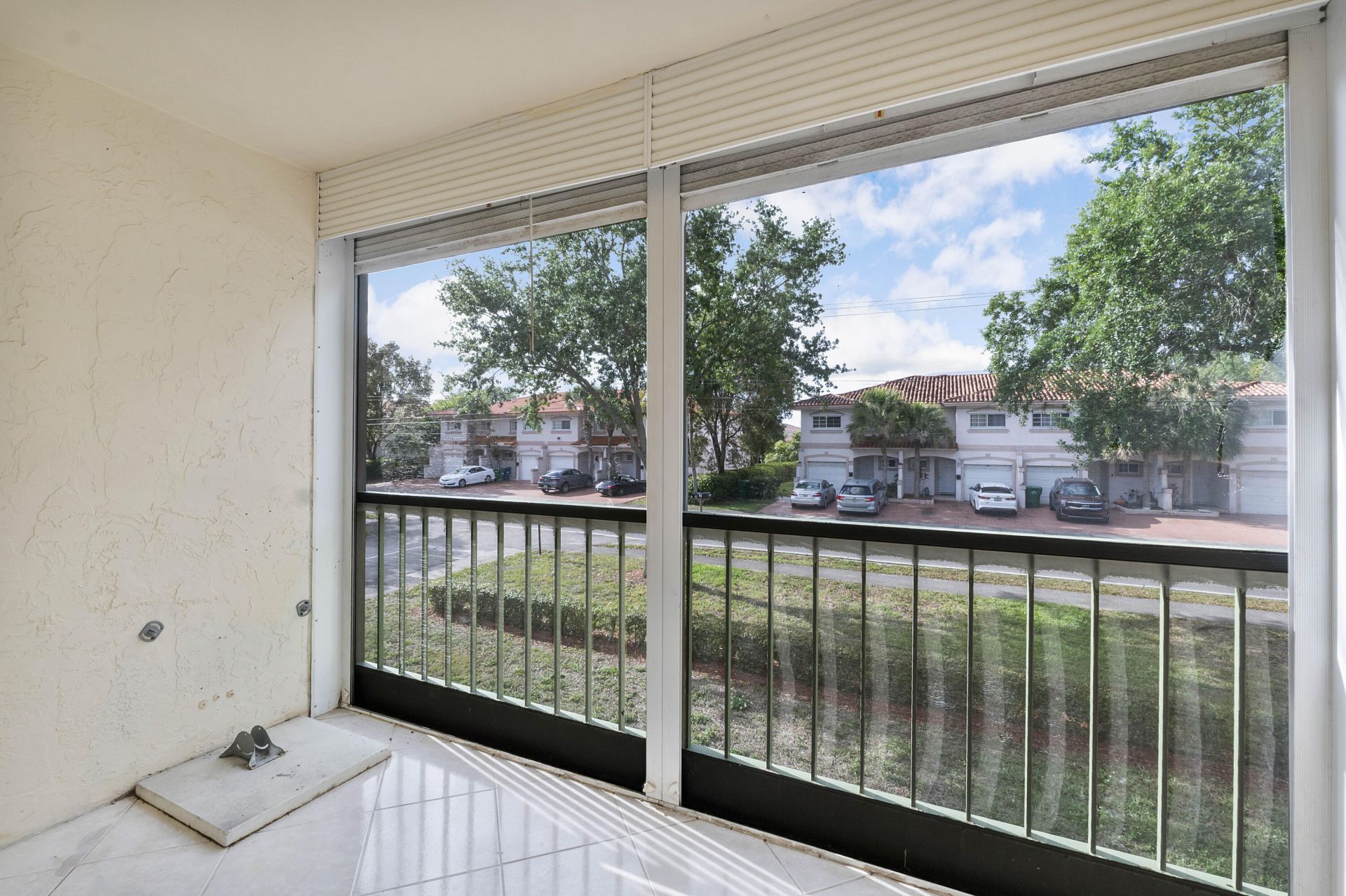 4148 NW 90th Avenue, Unit 201, Coral Springs, FL 33065 Photo