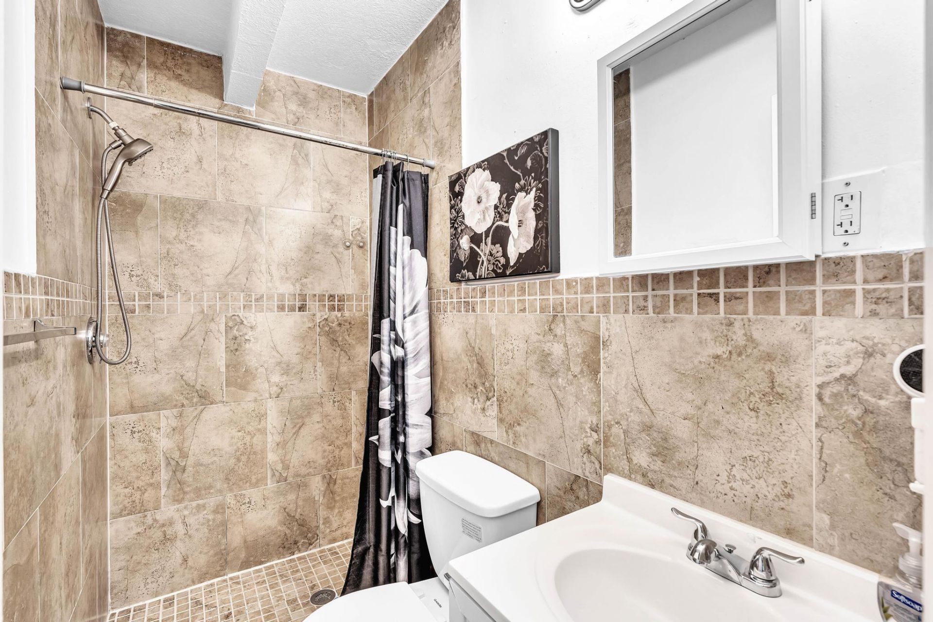 1600 NW 2nd Avenue, Fort Lauderdale, FL 33311 Photo