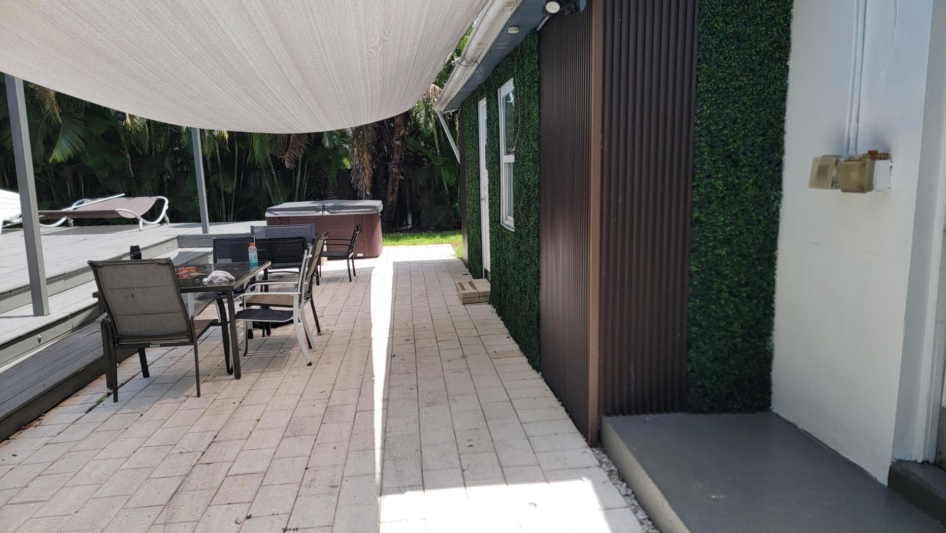 1600 NW 2nd Avenue, Fort Lauderdale, FL 33311 Photo