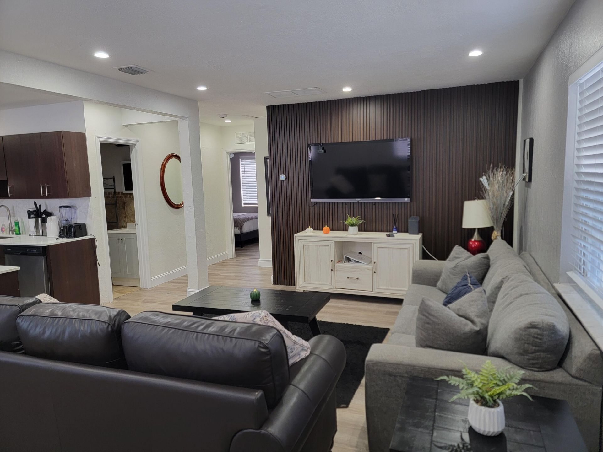 1600 NW 2nd Avenue, Fort Lauderdale, FL 33311 Photo