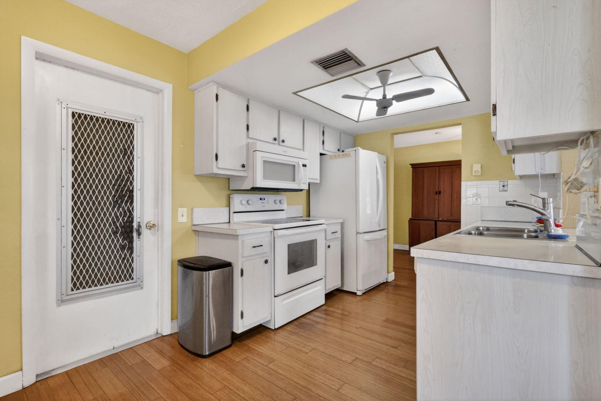 1104 W Ocean Avenue, Boynton Beach, FL 33426 Photo