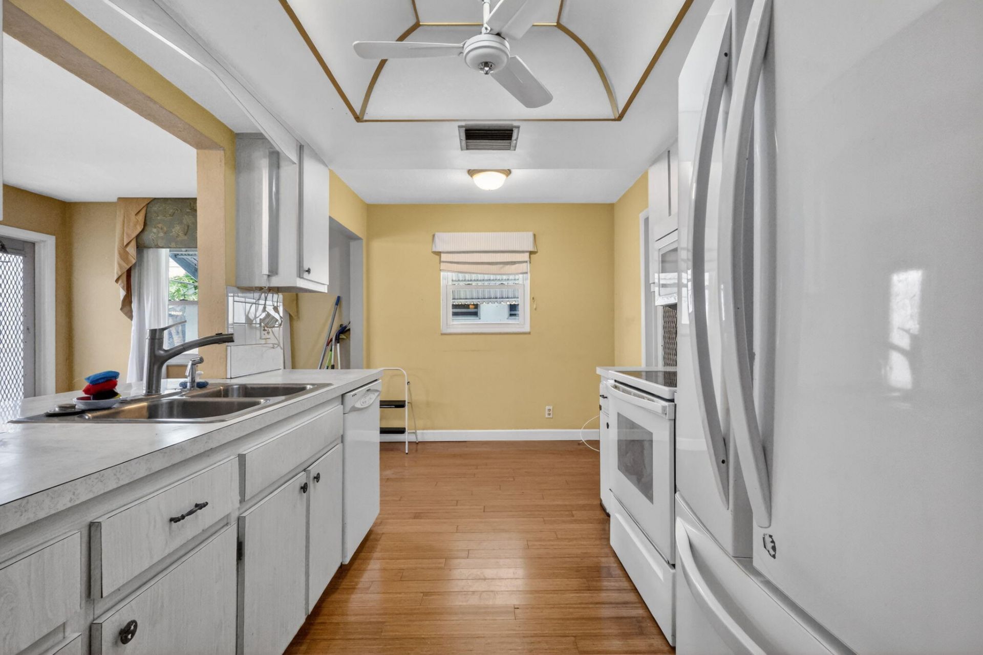 1104 W Ocean Avenue, Boynton Beach, FL 33426 Photo